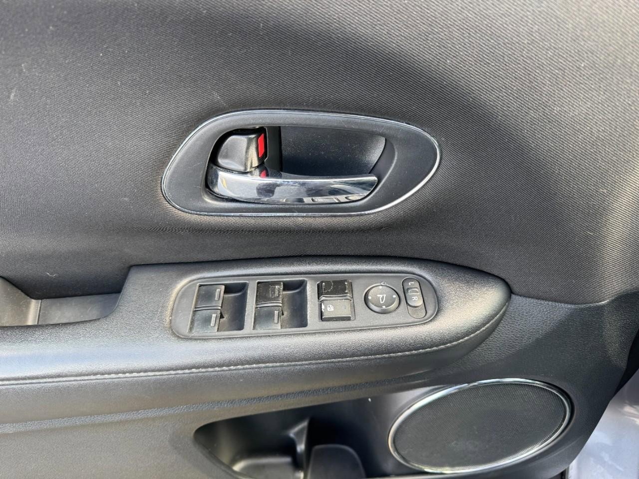 Certified 2017 Honda HR-V EX image 13