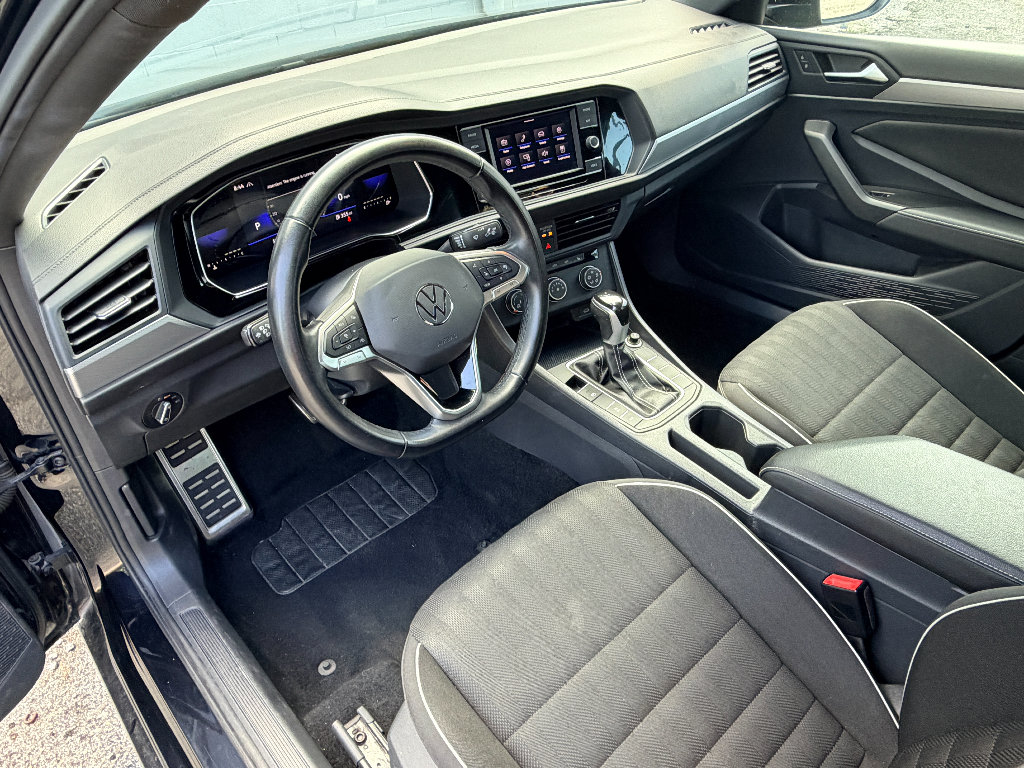 Used 2024 Volkswagen Jetta Sport FWD image 12