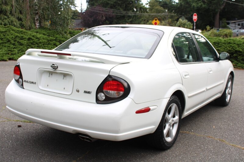 Used 2001 Nissan Maxima SE FWD image 3