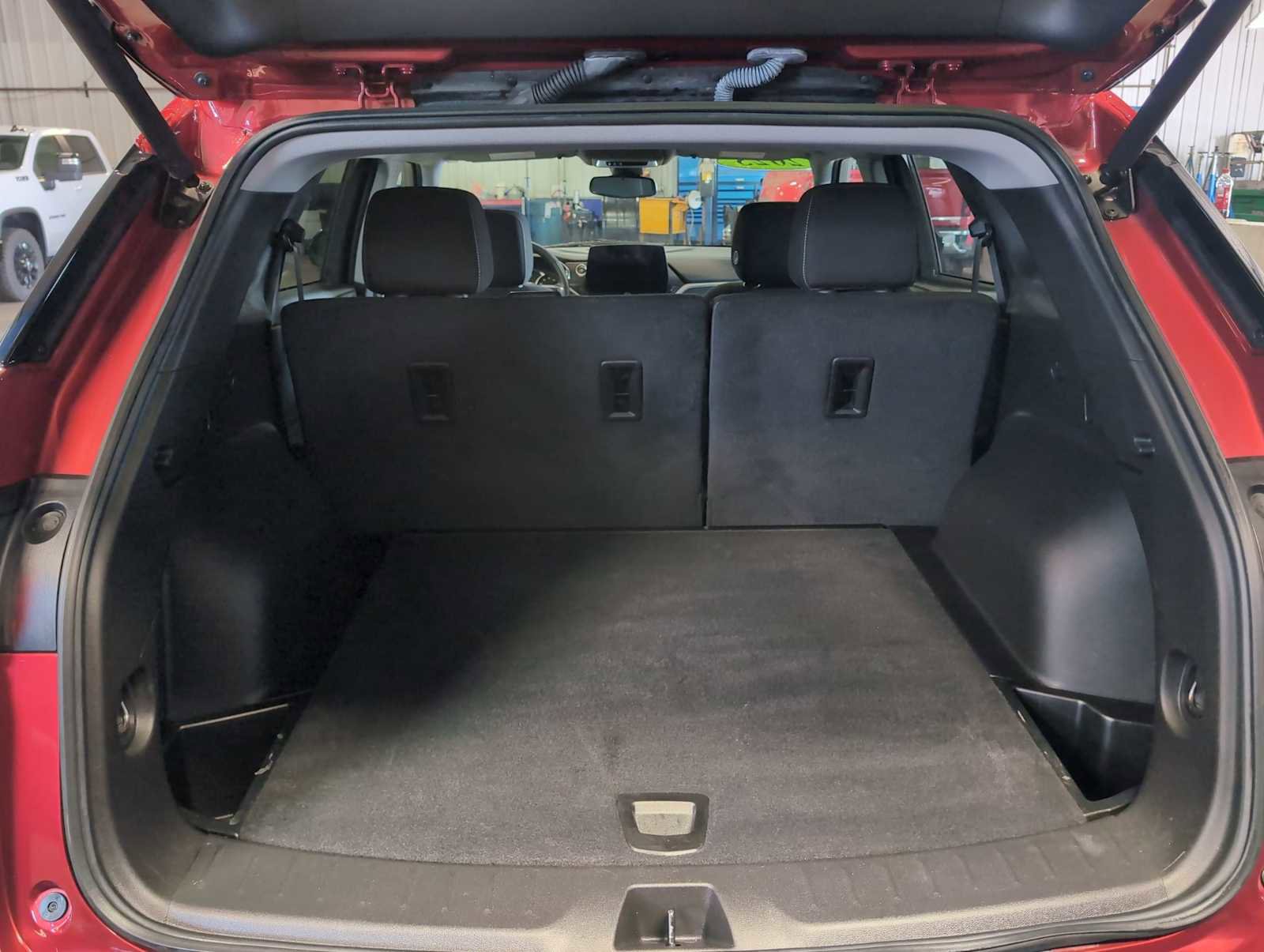 Used 2023 Chevrolet Blazer LT w/ Convenience Package FWD image 24