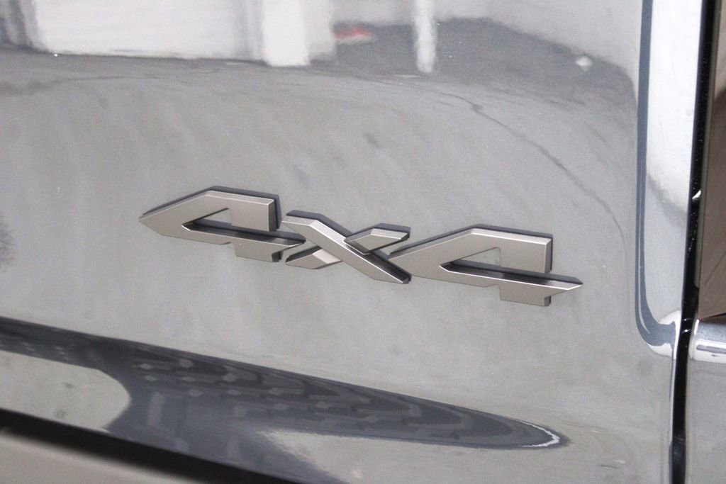 New 2026 RAM 1500 4x4 Crew Cab image 42