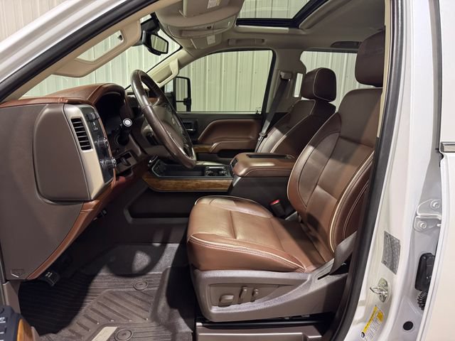 Used 2019 Chevrolet Silverado 3500 High Country w/ Duramax Plus Package AWD/4WD image 10