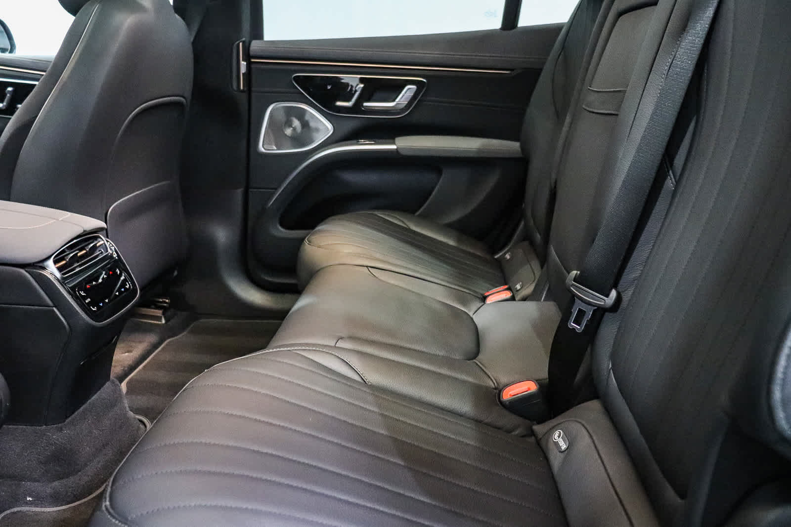 Certified 2023 Mercedes-Benz EQS 580 4MATIC SUV image 20