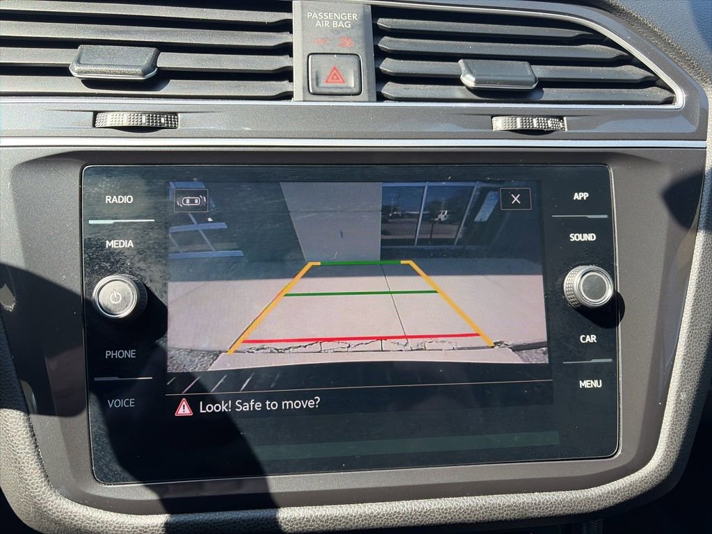 Certified 2024 Volkswagen Tiguan SE R-Line w/ MDO Package, Two-Row image 20