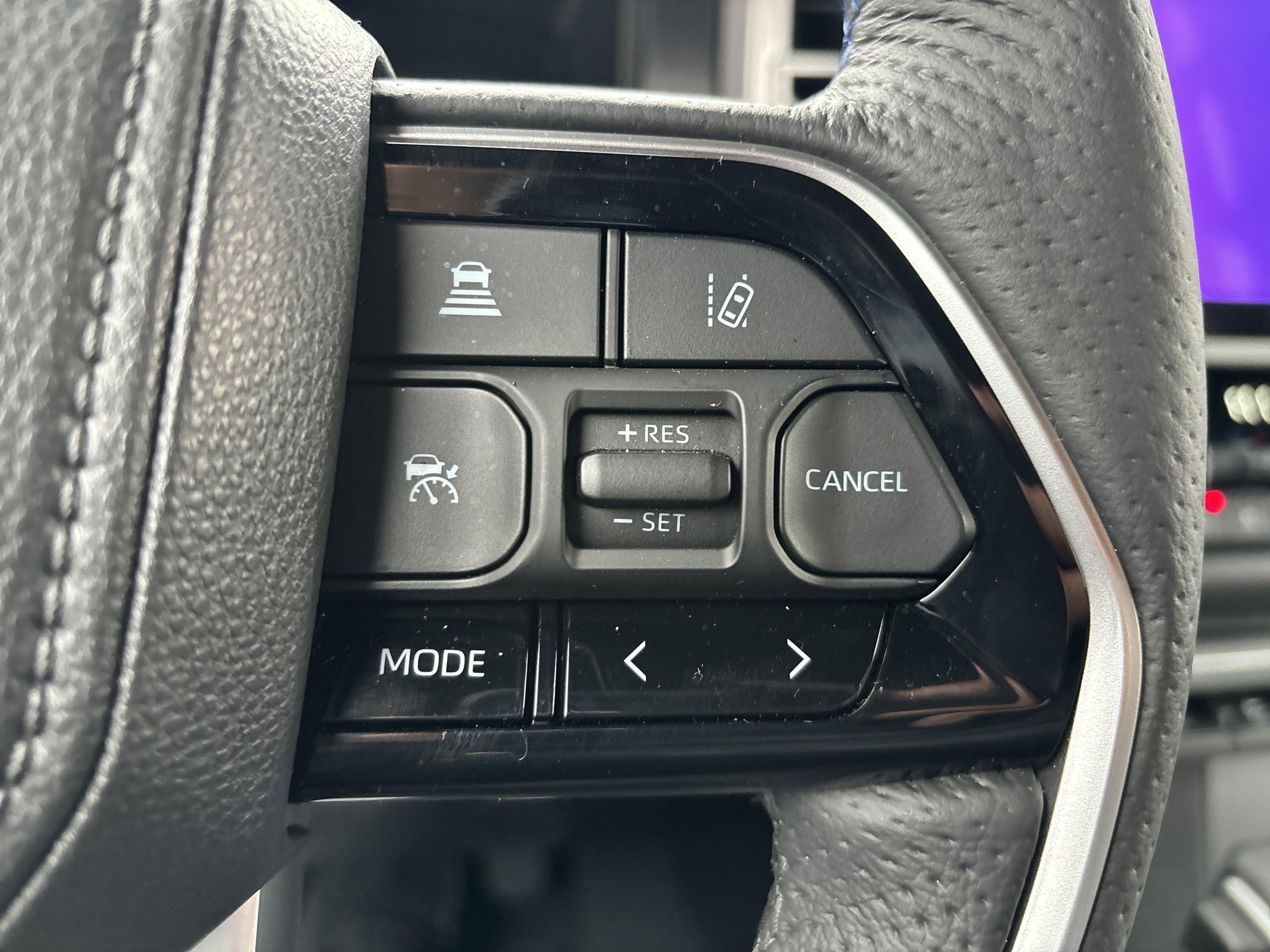 Used 2025 Toyota Tundra Platinum image 19