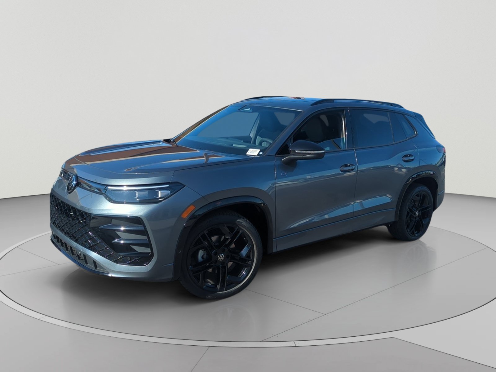 New 2026 Volkswagen Tiguan SE R-Line