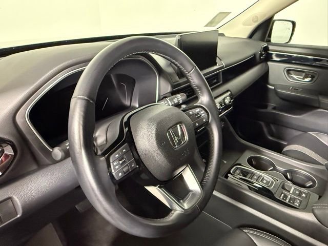 Used 2025 Honda Pilot EX-L image 16