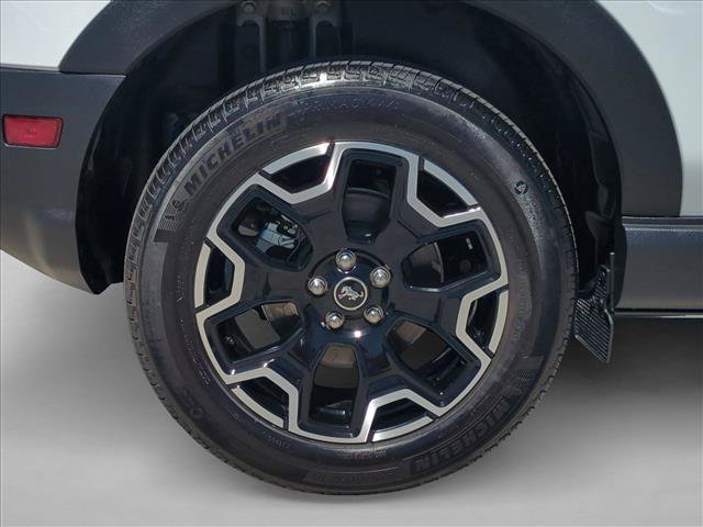 Certified 2025 Ford Bronco Sport Outer Banks w/ Outer Banks Tech Package+ AWD/4WD image 25