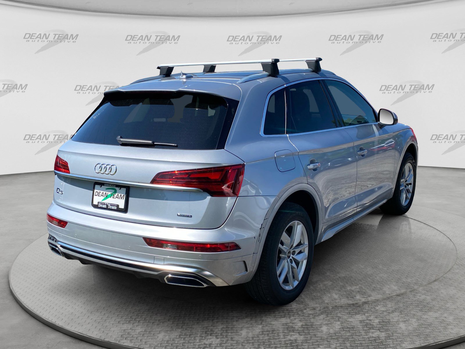 Used 2022 Audi Q5 2.0T Premium w/ Convenience Package AWD/4WD image 8