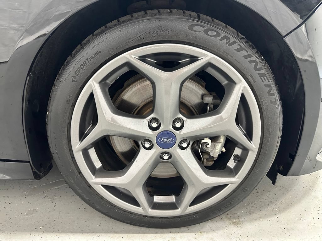 Used 2018 Ford Focus ST FWD image 55