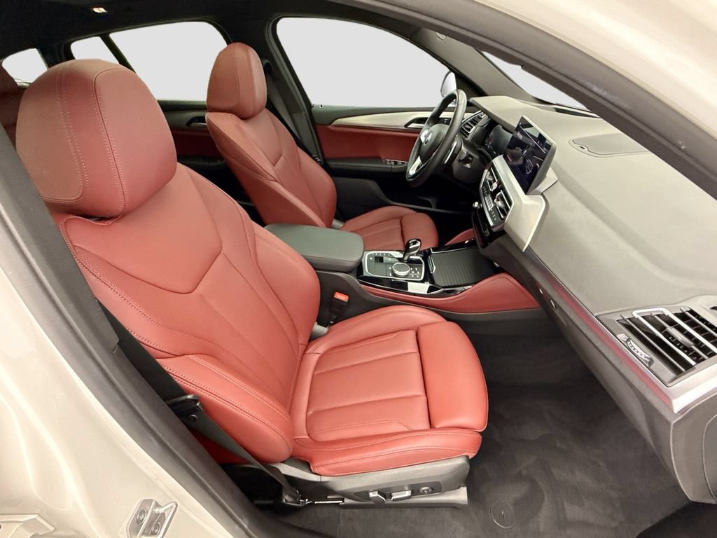 Certified 2024 BMW X4 xDrive30i w/ Premium Package AWD/4WD image 19
