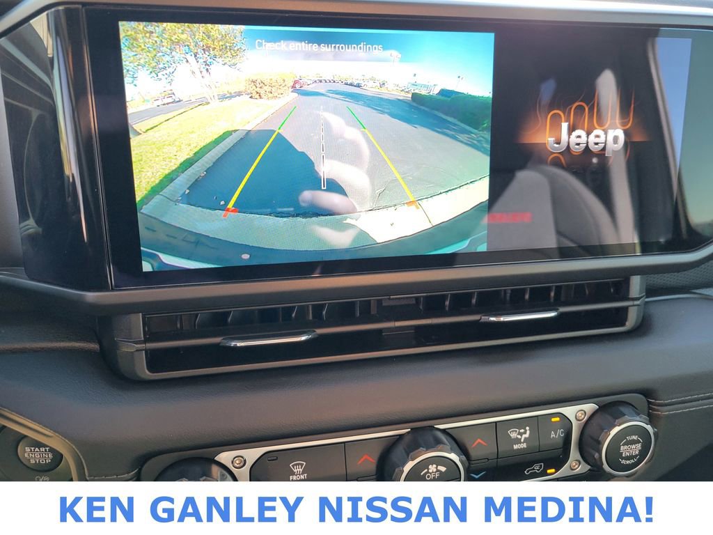 Used 2024 Jeep Wrangler Unlimited Rubicon image 28