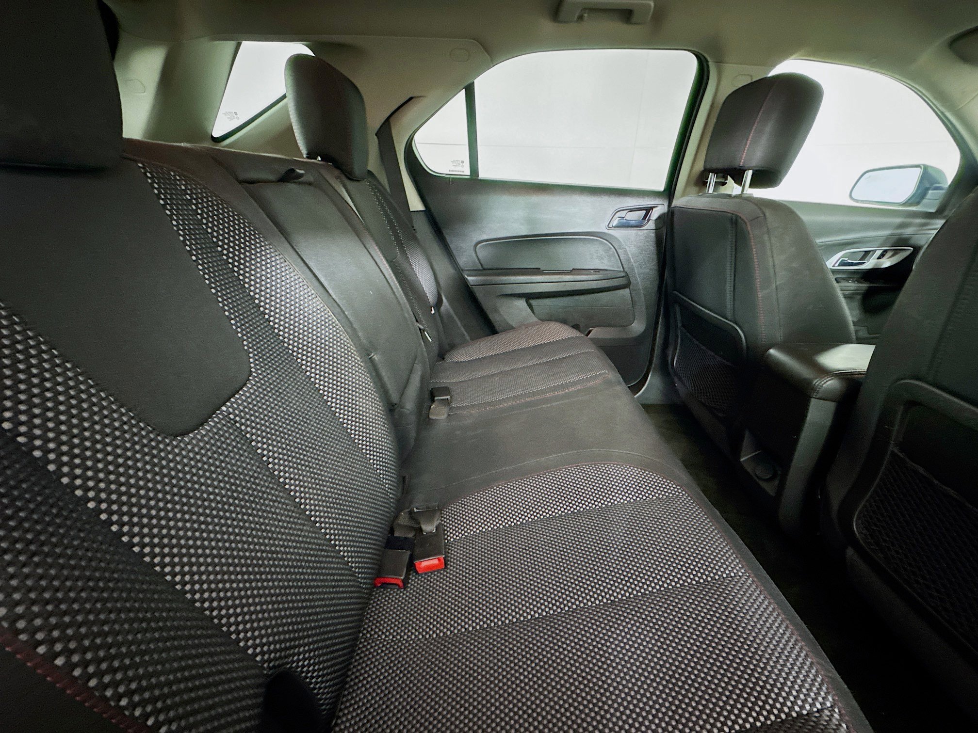 Used 2017 Chevrolet Equinox LT w/ Convenience Package image 25