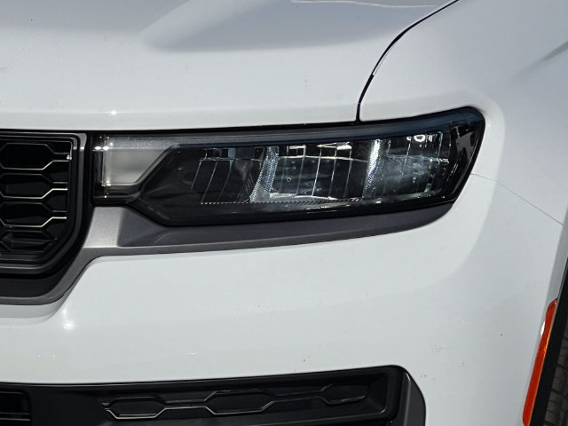 New 2027 Jeep Grand Cherokee 4WD image 37