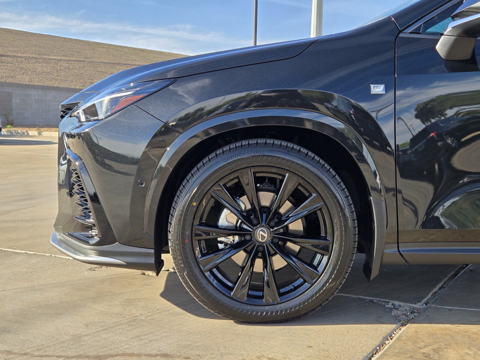 New 2026 Lexus NX 450h+ F Sport AWD/4WD image 5