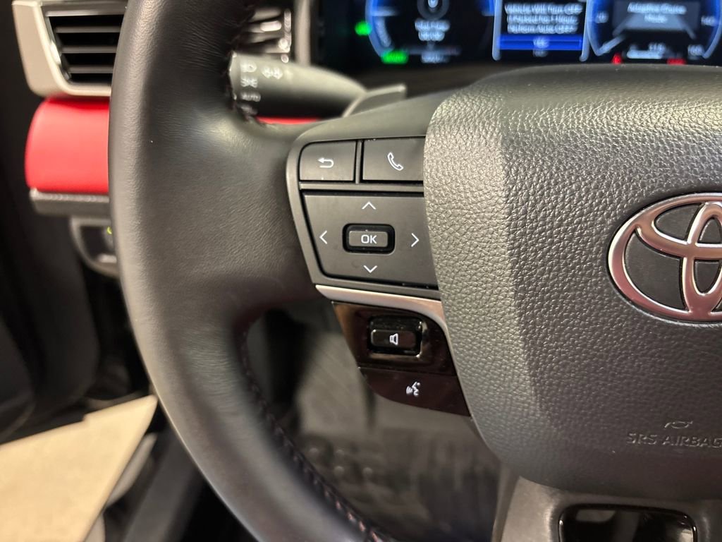 Used 2025 Toyota Camry XSE image 19