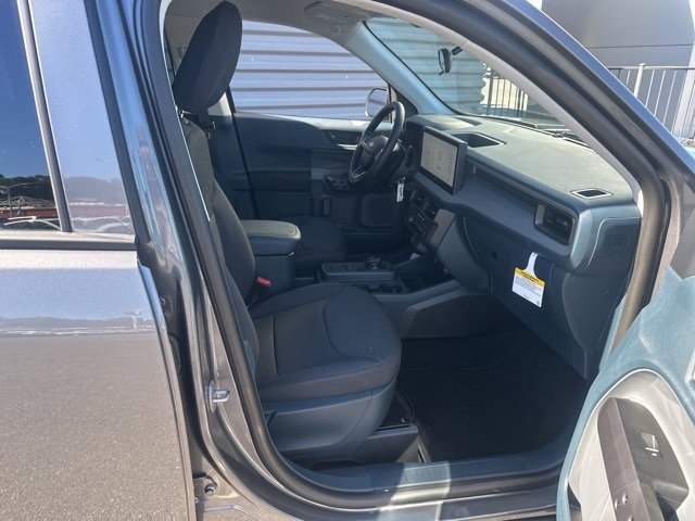 New 2025 Ford Maverick XL image 30