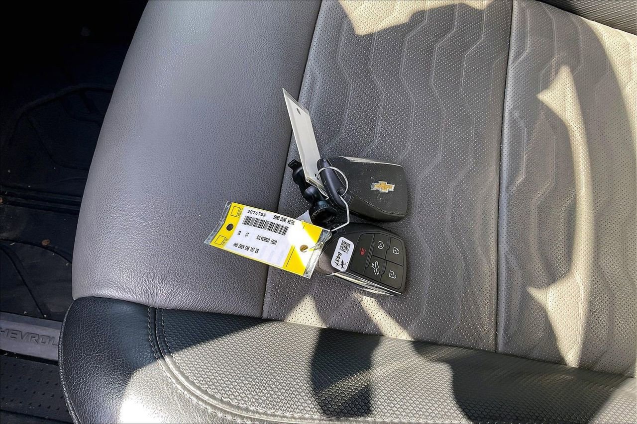 Used 2022 Chevrolet Silverado 1500 ZR2 w/ Technology Package image 34