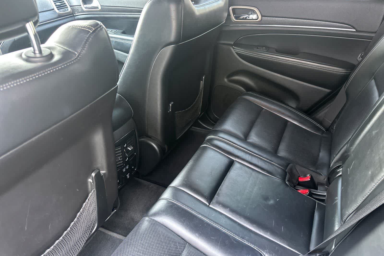 Used 2014 Jeep Grand Cherokee Limited AWD/4WD image 4