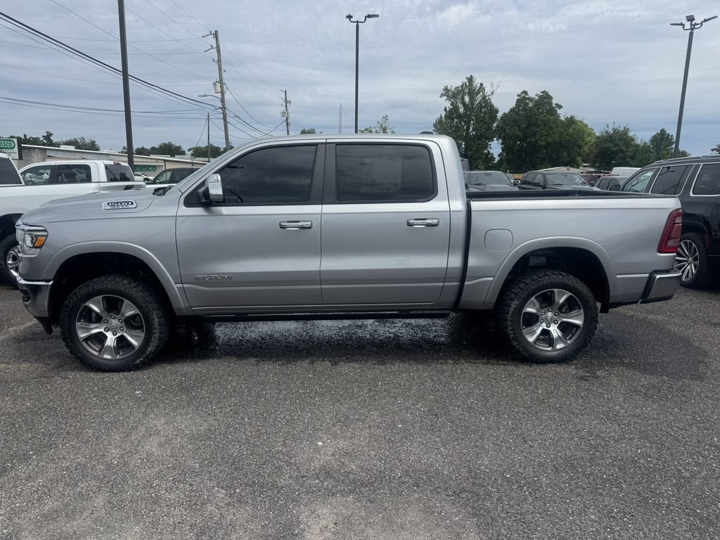 Used 2019 RAM 1500 Laramie AWD/4WD image 4