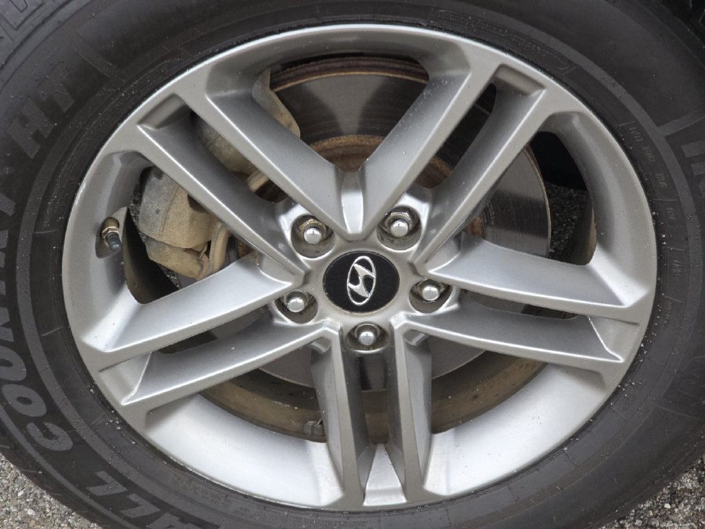 Used 2018 Hyundai Santa Fe Sport FWD image 6