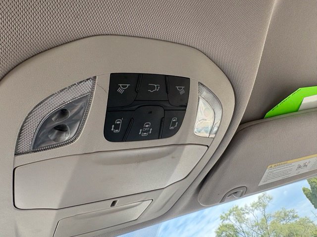 Used 2018 Chrysler Pacifica Limited w/ Advanced Safetytec Group FWD image 38