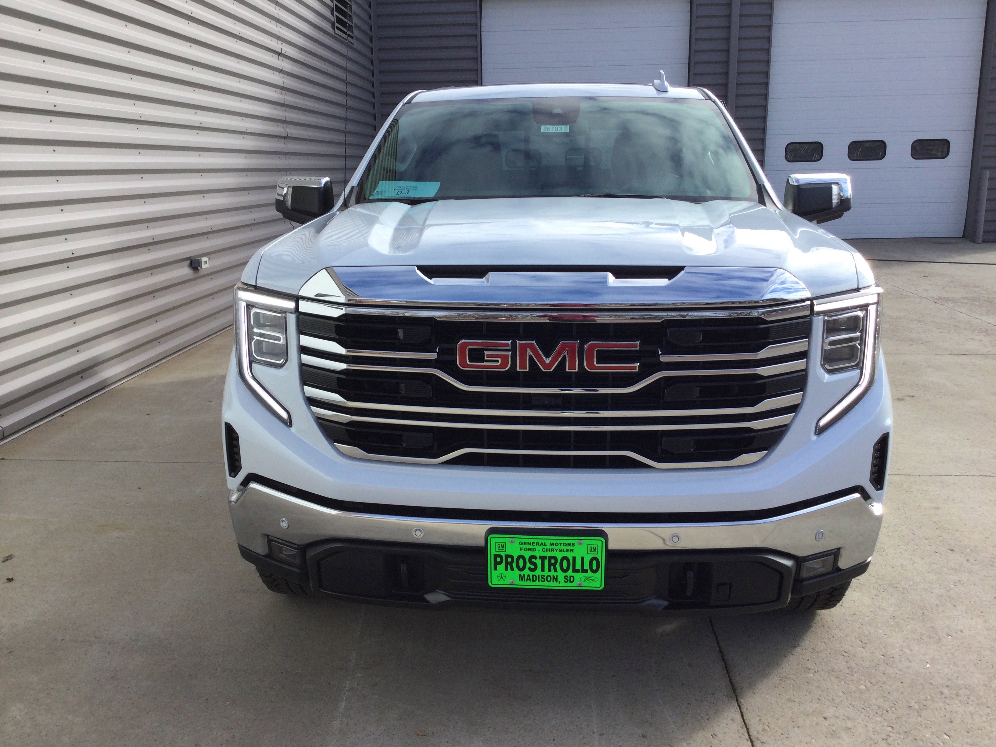 New 2026 GMC Sierra 1500 SLT w/ SLT Premium Plus Package image 4
