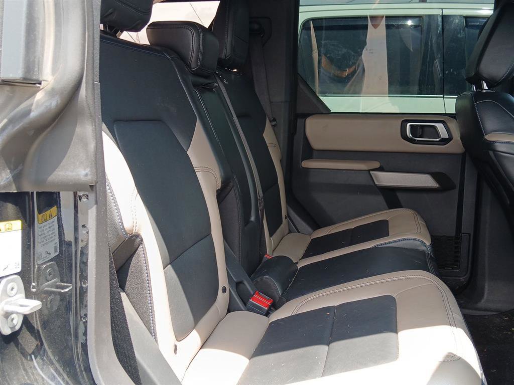 Used 2022 Ford Bronco Wildtrak AWD/4WD image 13