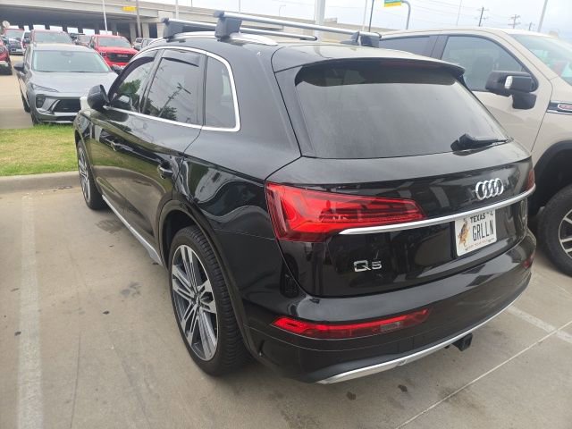 Used 2021 Audi Q5 2.0T Premium w/ Convenience Package image 4