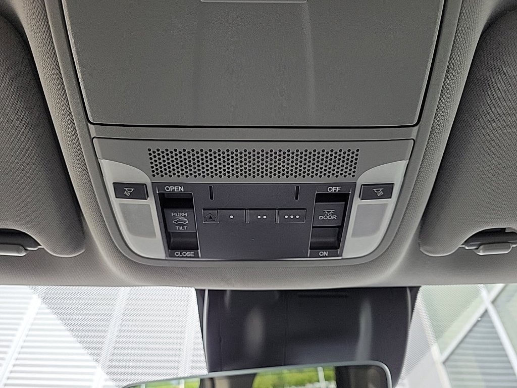 Used 2020 Acura MDX FWD image 39