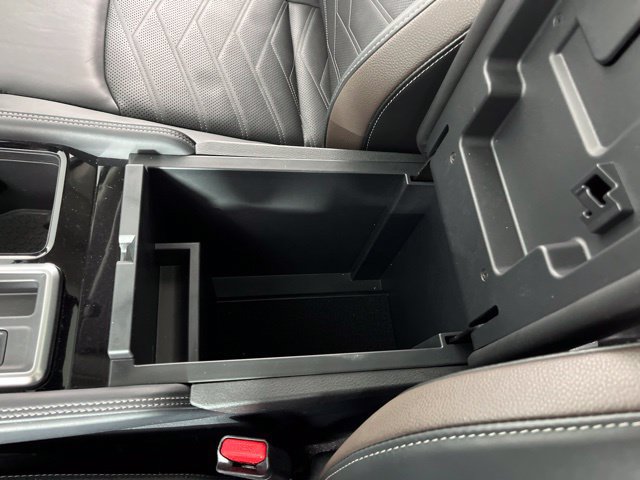 Used 2025 Nissan Pathfinder Platinum w/ Cargo Package FWD image 30