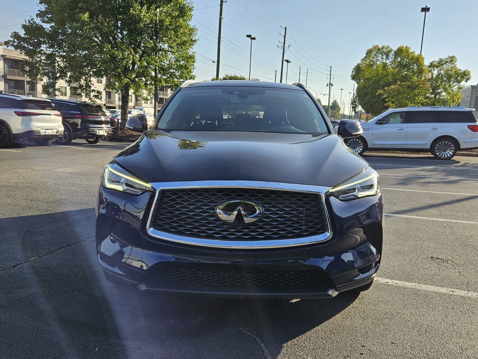 Used 2023 INFINITI QX50 Luxe FWD image 2