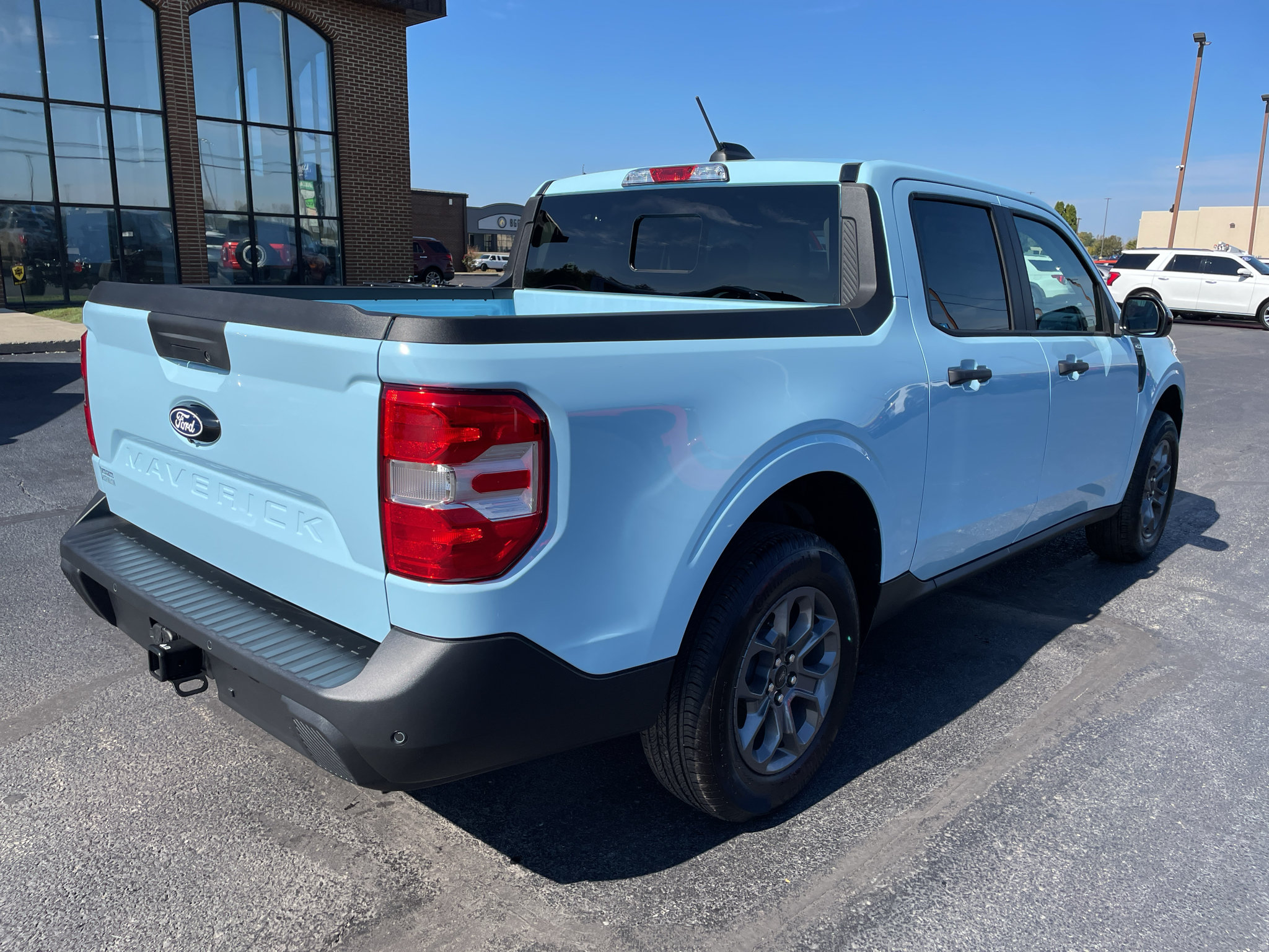 New 2026 Ford Maverick XLT w/ Equipment Group 301A AWD/4WD image 8