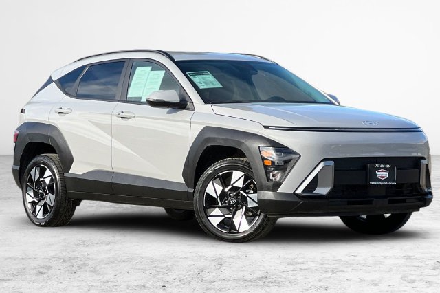 Used 2025 Hyundai Kona SEL AWD/4WD image 1