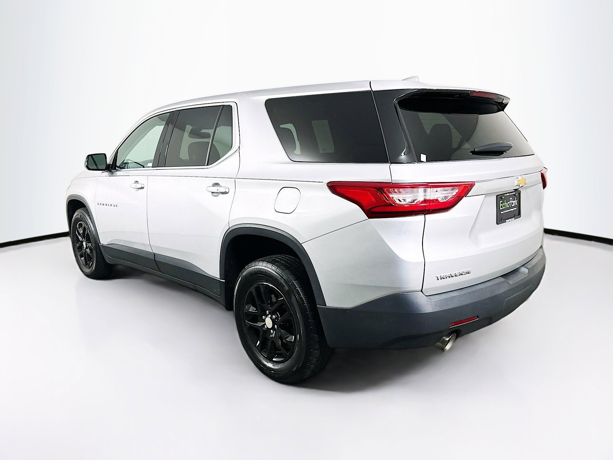Used 2019 Chevrolet Traverse LS image 5