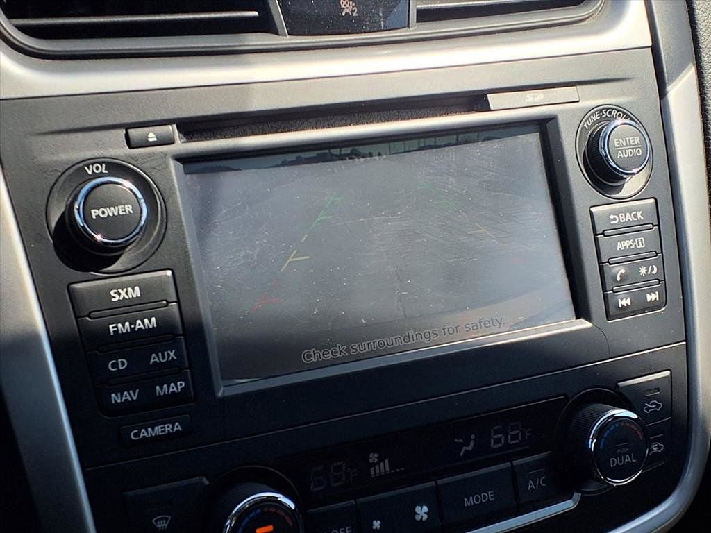 Used 2016 Nissan Altima 3.5 SL FWD image 8