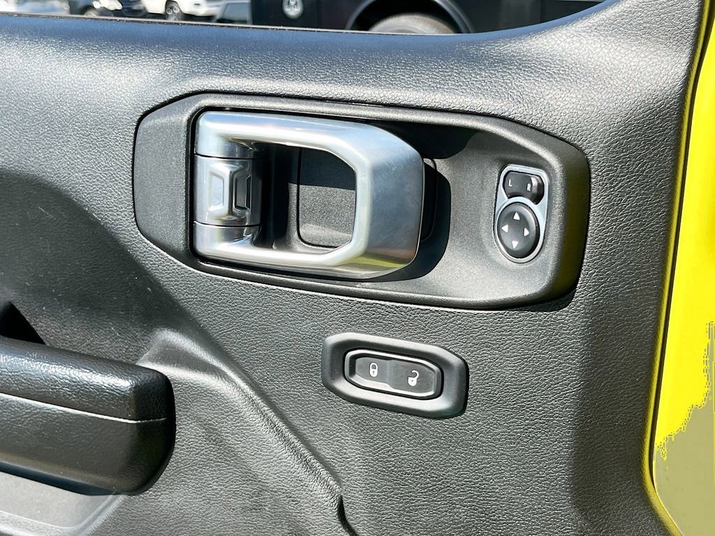 Certified 2023 Jeep Gladiator Mojave AWD/4WD image 18