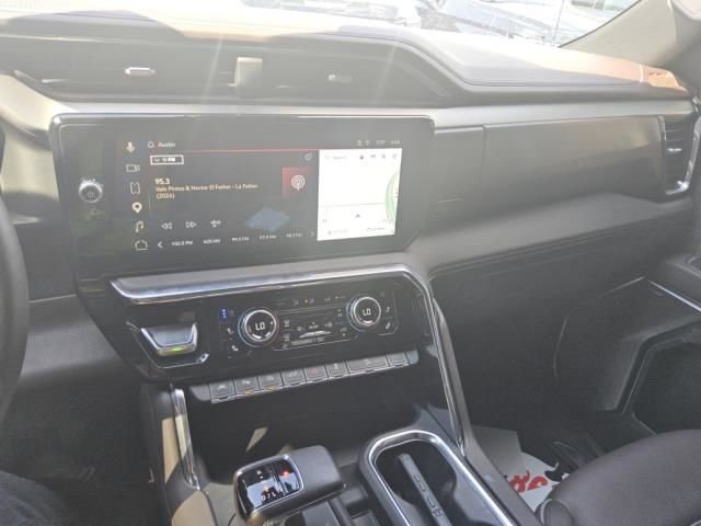 Used 2025 GMC Sierra 1500 Denali w/ Technology Package AWD/4WD image 3