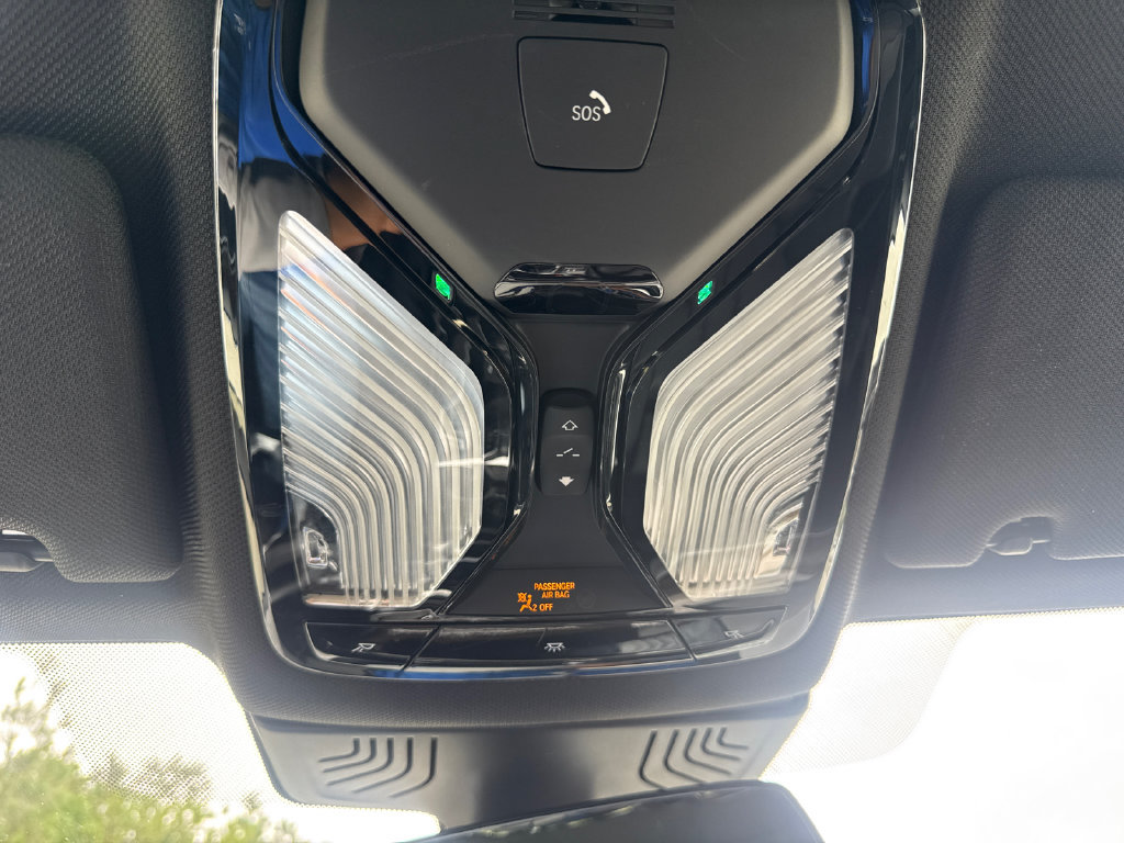 Used 2018 BMW 530e RWD image 27