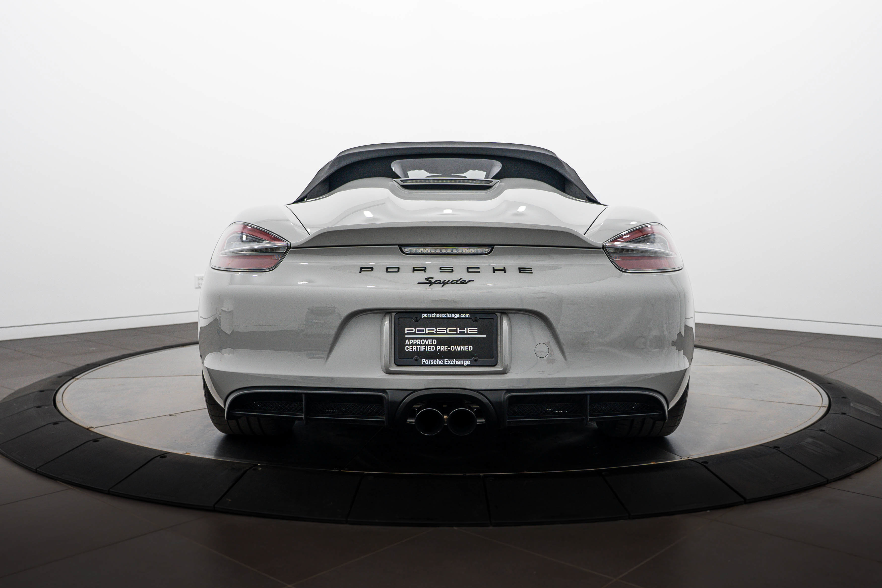 Certified 2016 Porsche Boxster Spyder RWD image 28