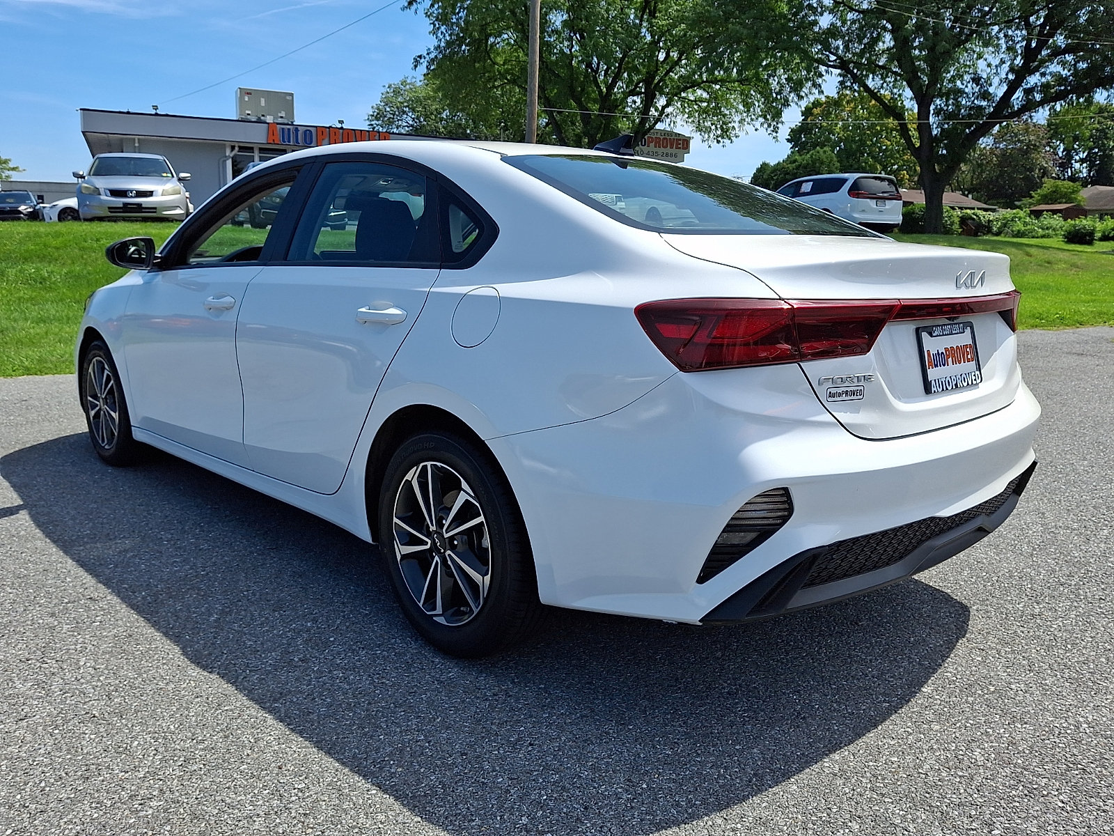 Used 2024 Kia Forte LXS FWD image 4