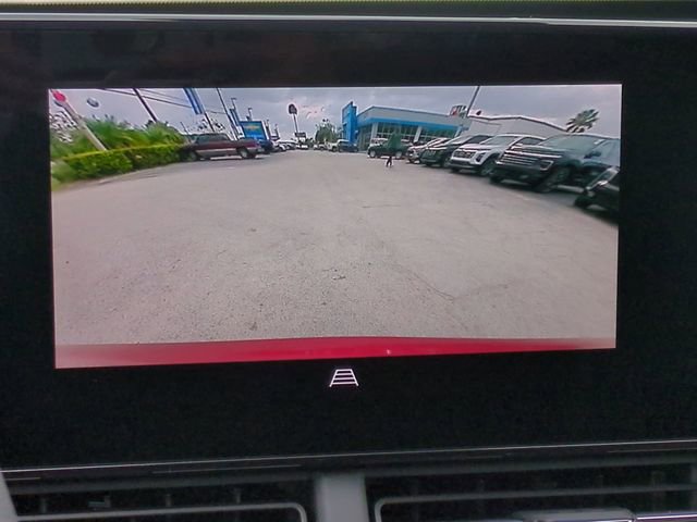 Certified 2025 Chevrolet Trax LT image 23