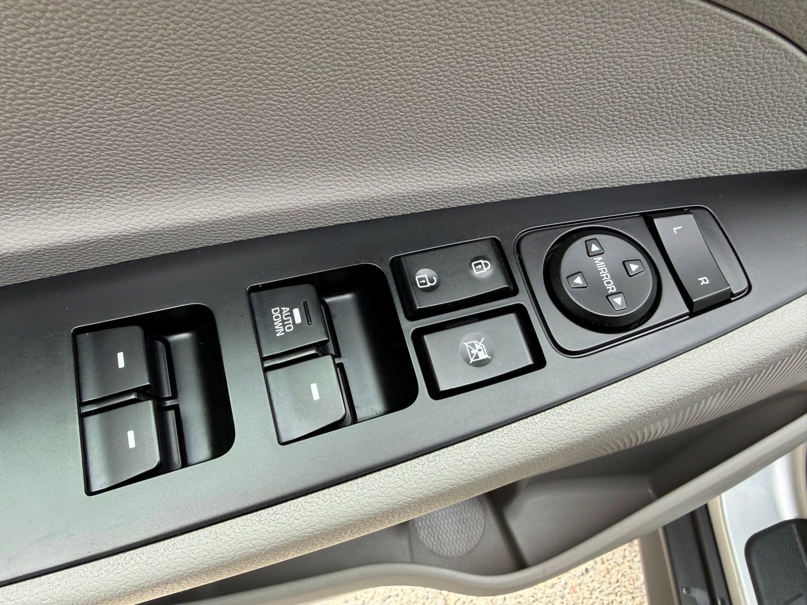 Used 2019 Hyundai Tucson SE image 15