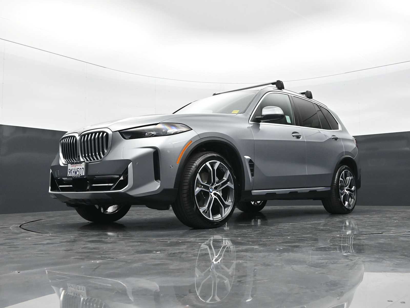 Certified 2024 BMW X5 sDrive40i w/ Parking Assistance Package RWD image 25