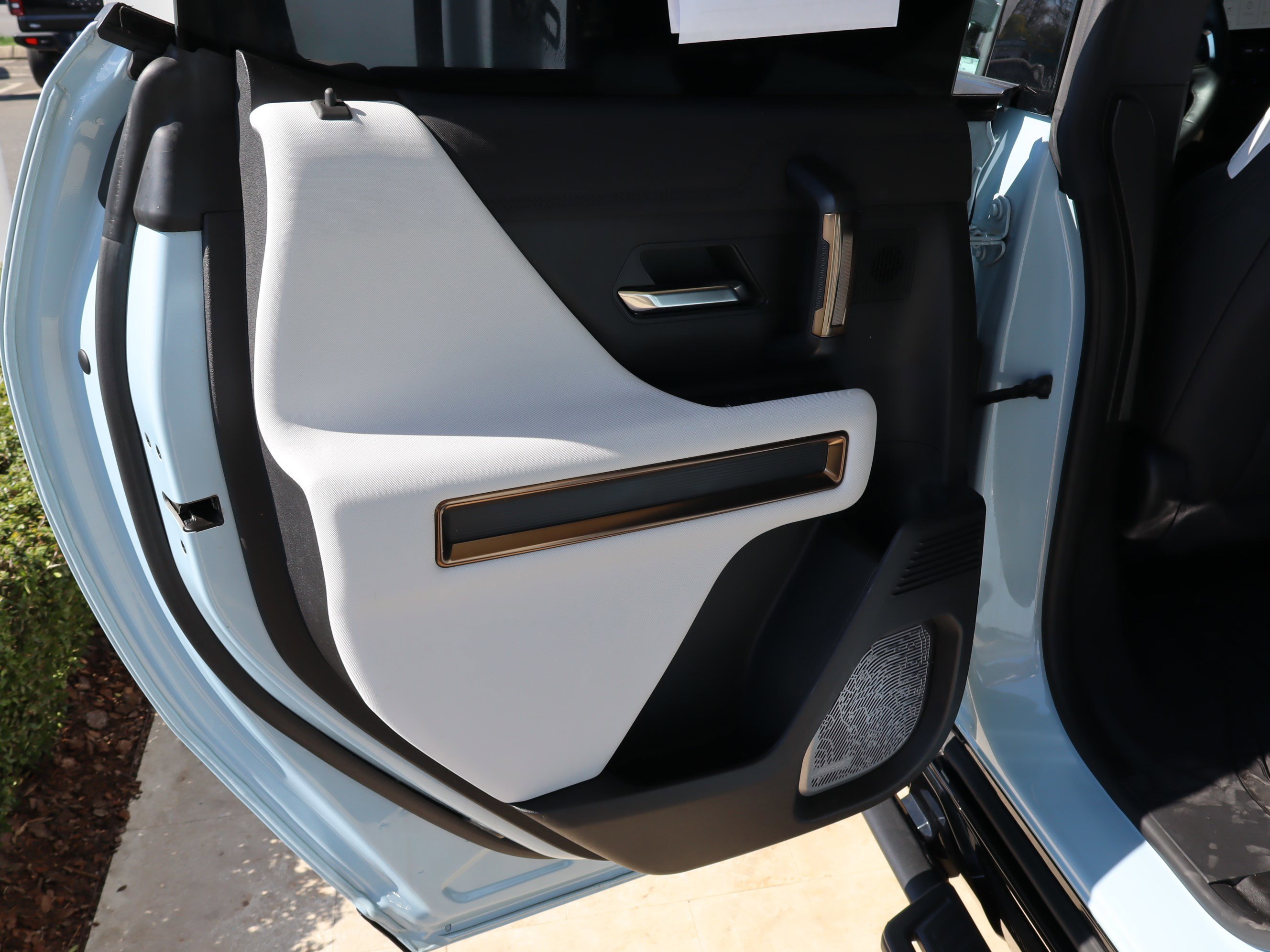 Certified 2024 GMC Hummer EV 3X w/ Extreme Off-Road Package image 36