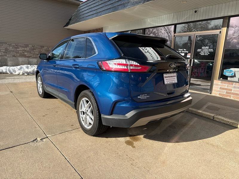Used 2024 Ford Edge SEL AWD/4WD image 5