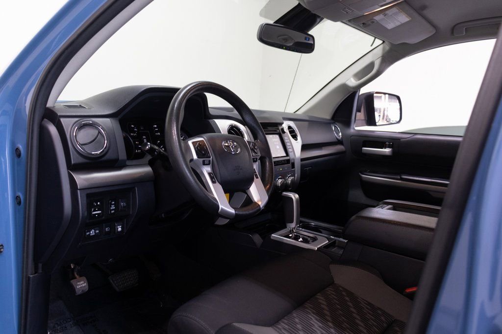 Used 2019 Toyota Tundra SR5 w/ SR5 Convenience Package image 17