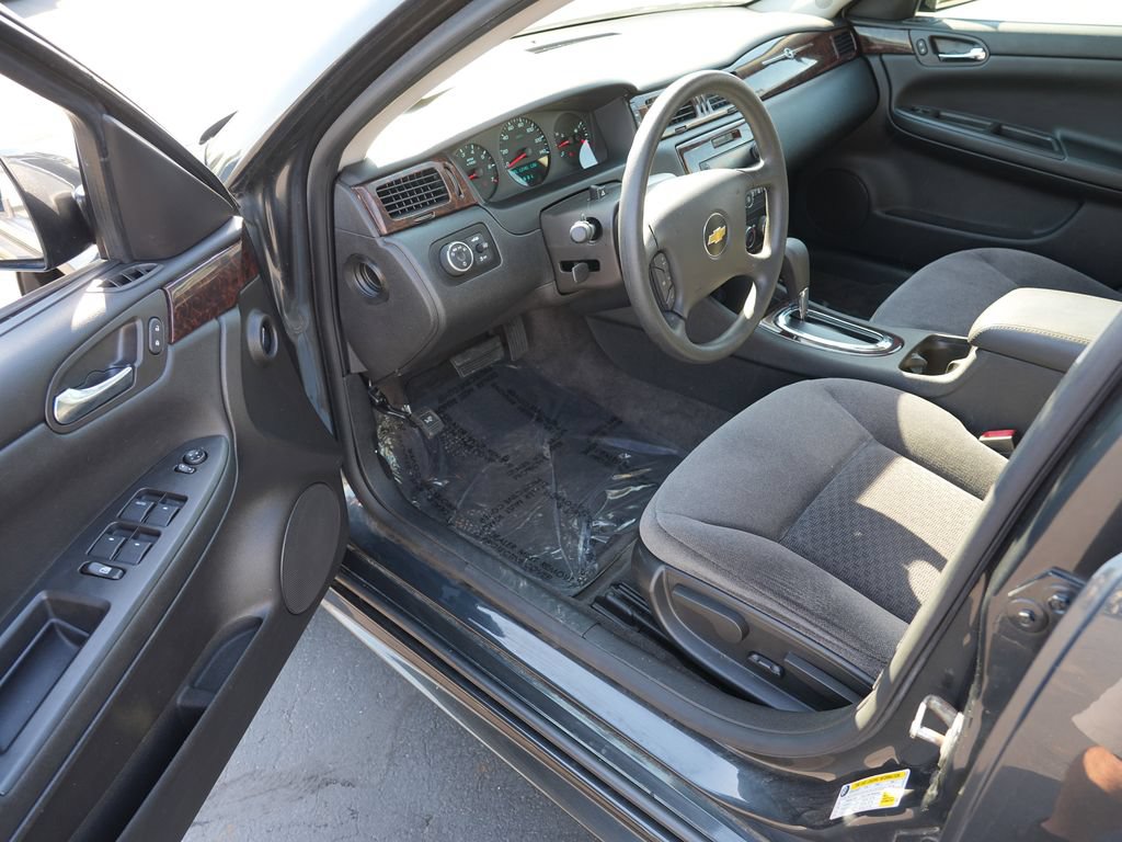 Used 2016 Chevrolet Impala Limited LS FWD image 13