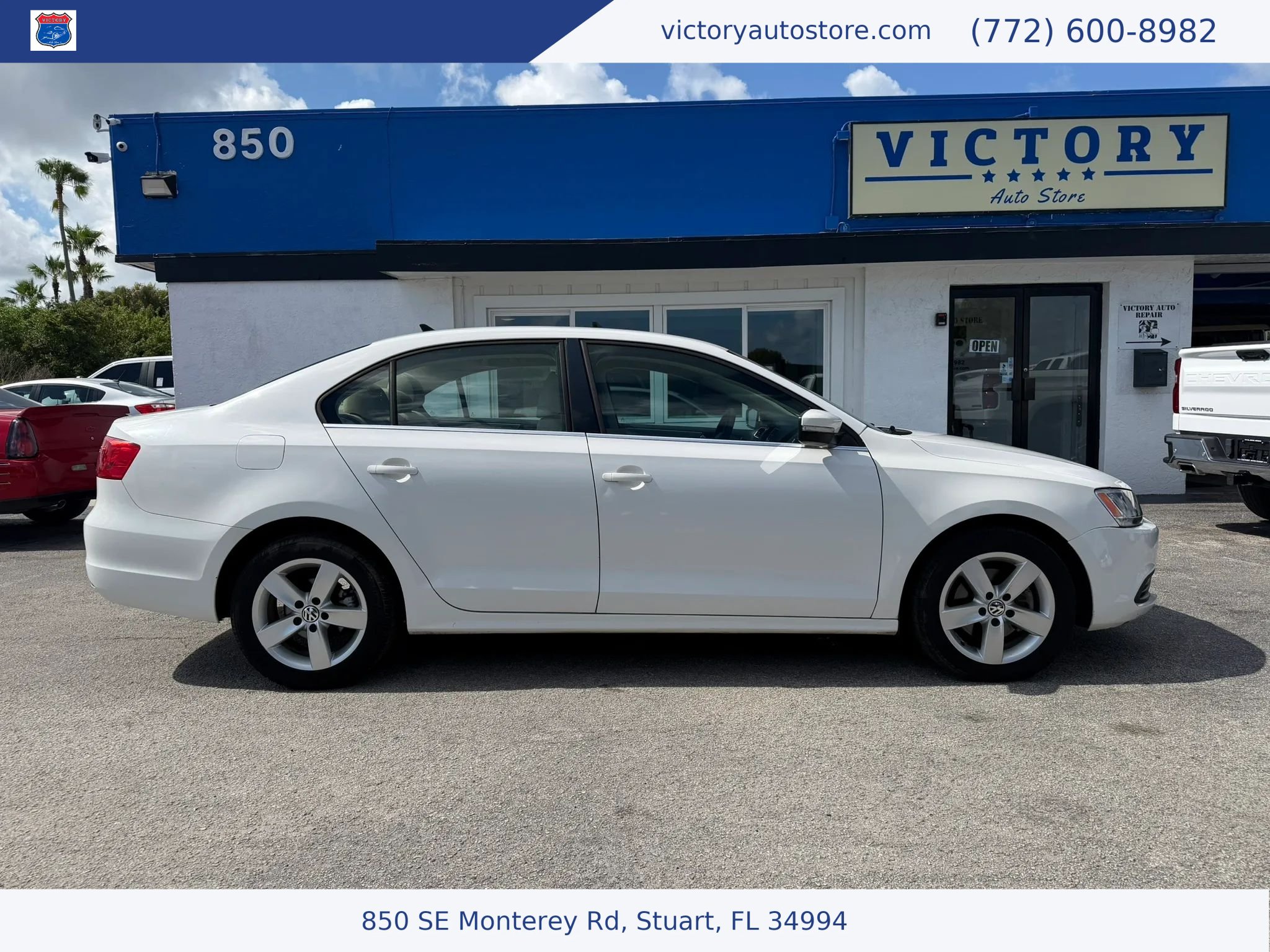 Used 2013 Volkswagen Jetta TDI FWD image 2