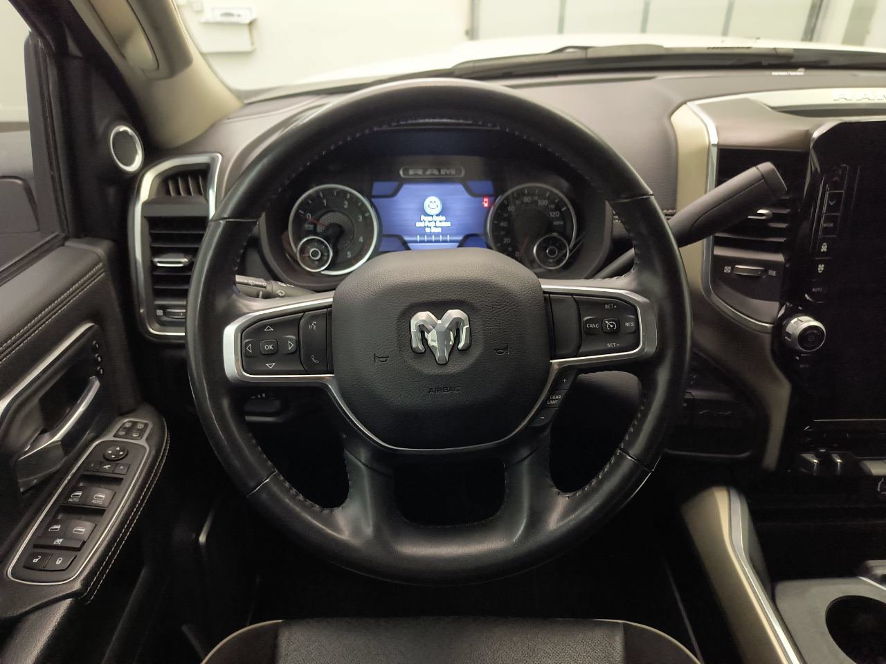 Used 2024 RAM 3500 Laramie AWD/4WD image 10